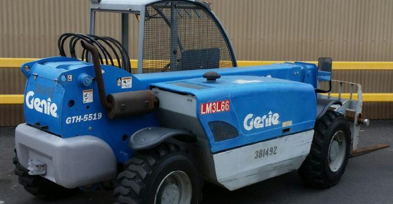 Genie GTH-5519 Reach Forklift, 4×4
