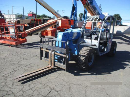 2014 Genie GTH-5519 Reach Forklift