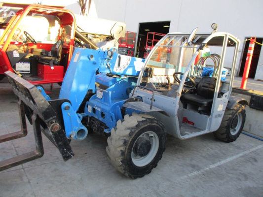 2014 Genie GTH-5519 Reach Forklift